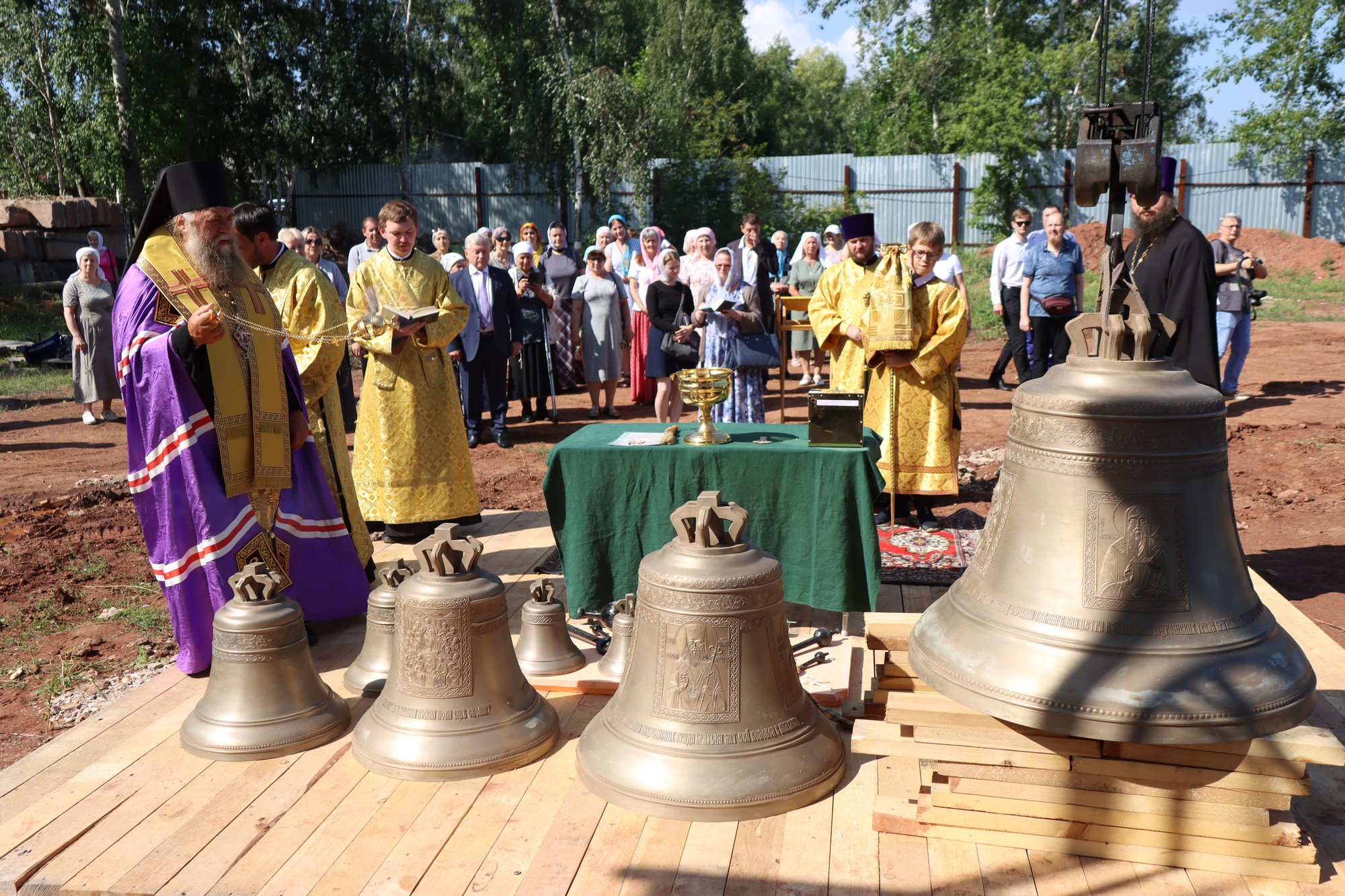 В Братске освятили колокола | Новости Братска